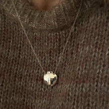 Load image into Gallery viewer, Vessel Necklace