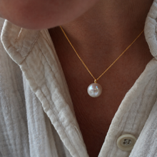 Load image into Gallery viewer, NEW Floating necklace