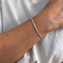 Load image into Gallery viewer, NEW Tennis bracelet